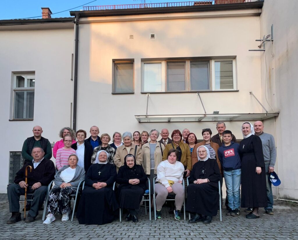 Susret vjernika sa sestrama u Sisku